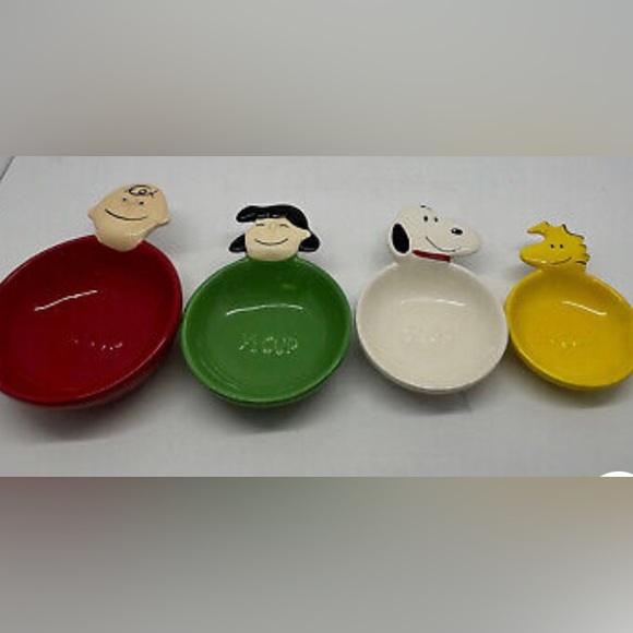 2010 Hallmark Peanuts Nesting Measuring Cups - Picture 2 of 3